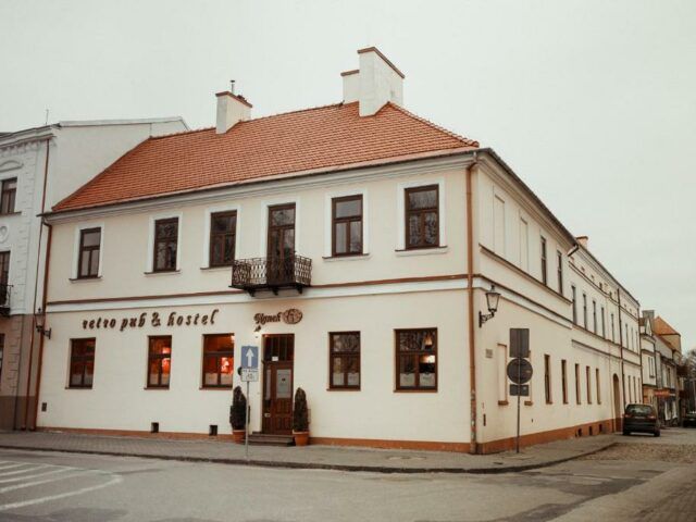 Hostel & Pub RETRO w Radomiu