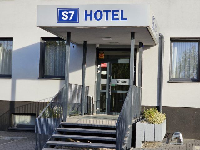 S7 Hotel w Kielcach - www.getbed.pl
